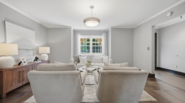 4557 N Ravenwood Drive N, Chattanooga, TN 37415