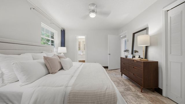 4557 N Ravenwood Drive N, Chattanooga, TN 37415