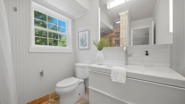 4557 N Ravenwood Drive N, Chattanooga, TN 37415