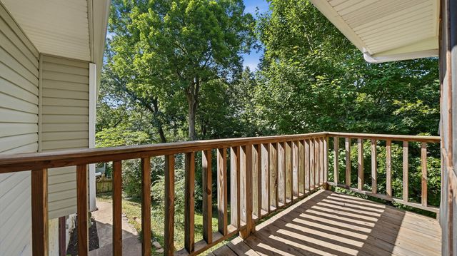 4557 N Ravenwood Drive N, Chattanooga, TN 37415