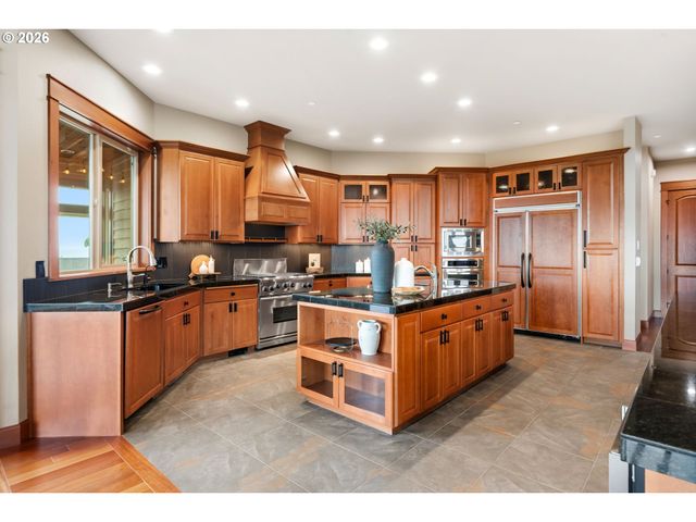 714 SOMMERSET Rd, Woodland, WA 98674