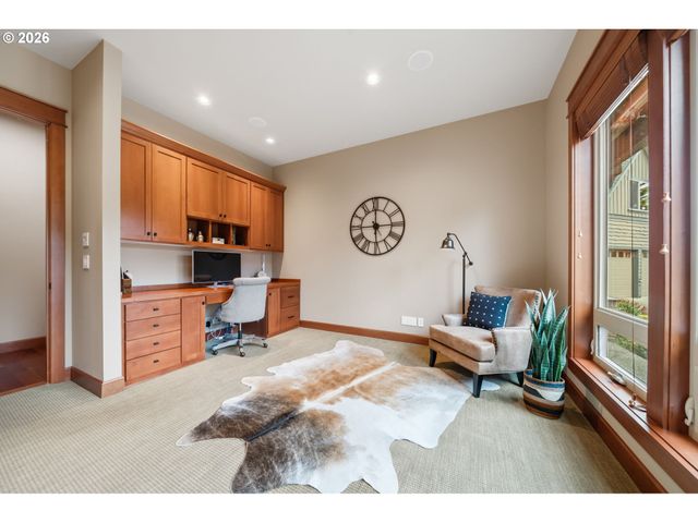 714 SOMMERSET Rd, Woodland, WA 98674