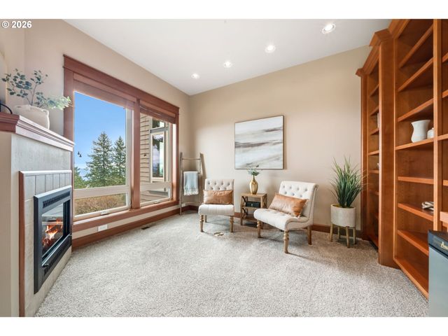 714 SOMMERSET Rd, Woodland, WA 98674