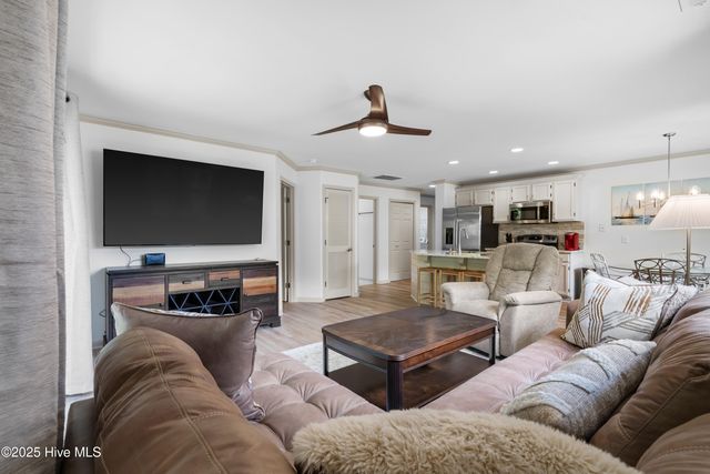 3030 Marsh Winds Circle 405, Southport, NC 28461