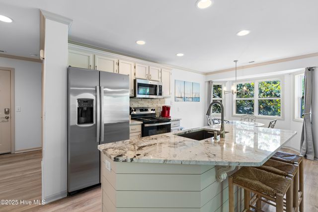 3030 Marsh Winds Circle 405, Southport, NC 28461