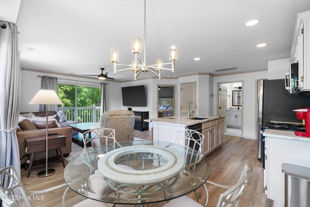 3030 Marsh Winds Circle 405, Southport, NC 28461