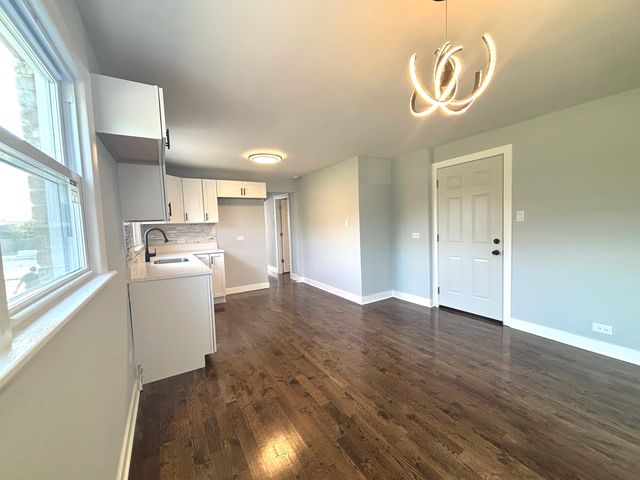 15711 Dixie Highway, Harvey, IL 60426