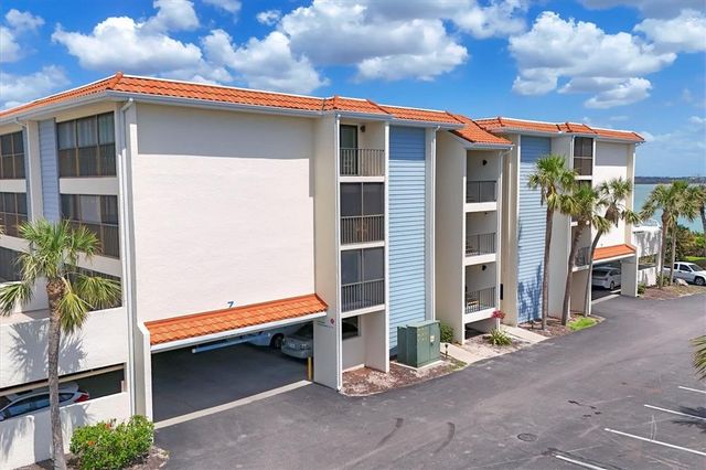 1701 BEACH RD 208, Englewood, FL 34223