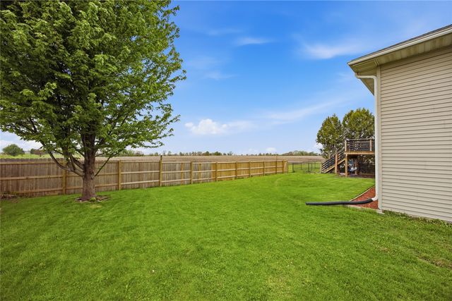 206 Longworth Avenue, Alburnett, IA 52202
