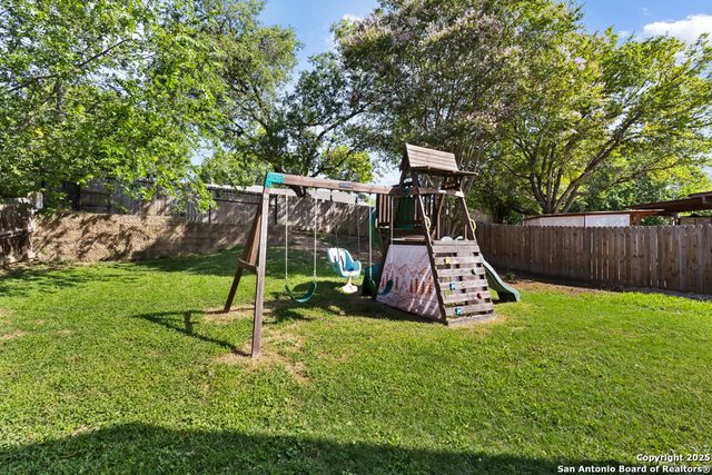 13126 Feather Point, San Antonio, TX 78233