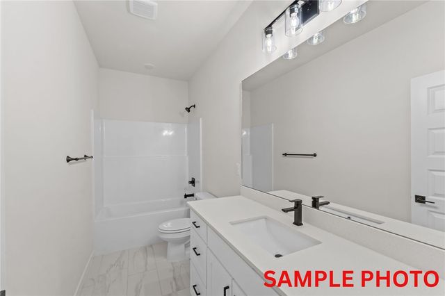 2795 Relaxation Avenue, Springdale, AR 72764