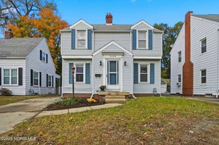 2426 Berdan Avenue, Toledo, OH 43613