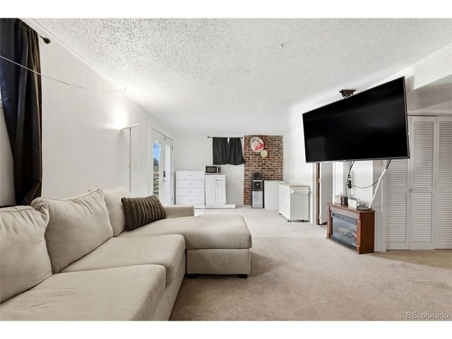 3341 W 92nd Pl, Westminster, CO 80031