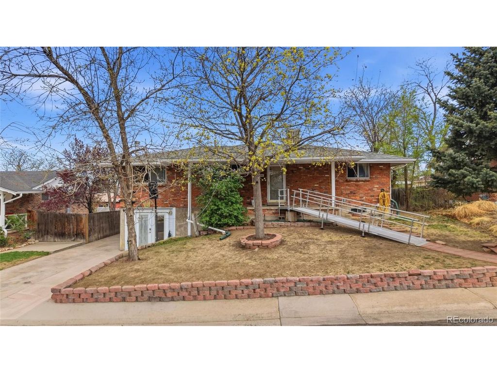 3341 W 92nd Pl, Westminster, CO 80031