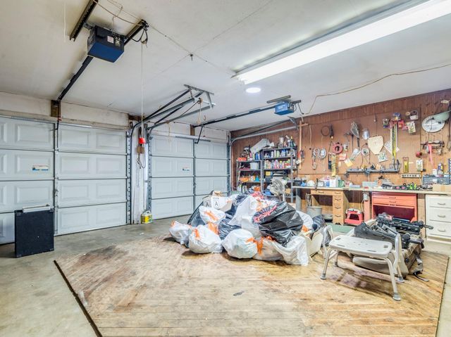 12900 Lowden LN, Manchaca, TX 78652