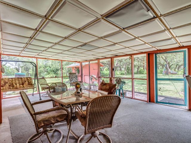 12900 Lowden LN, Manchaca, TX 78652