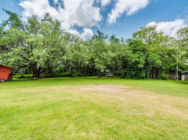 12900 Lowden LN, Manchaca, TX 78652