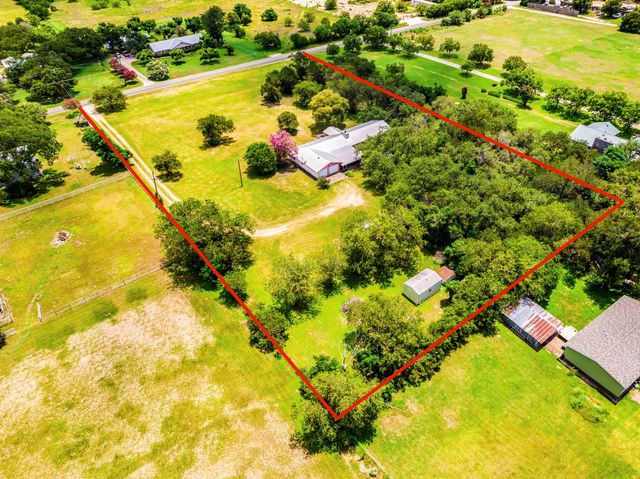 12900 Lowden LN, Manchaca, TX 78652