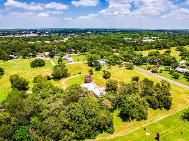12900 Lowden LN, Manchaca, TX 78652