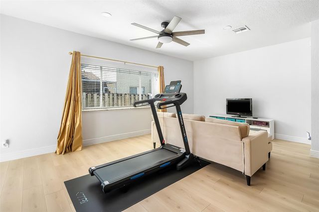 9500 Stanley Lane, Tamarac, FL 33321