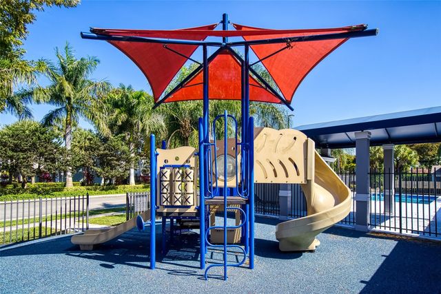 9500 Stanley Lane, Tamarac, FL 33321