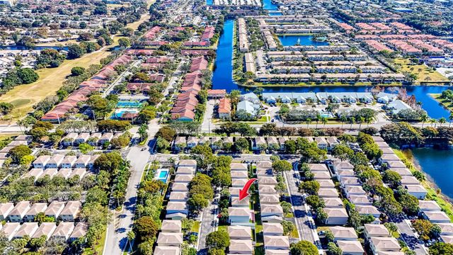 9500 Stanley Lane, Tamarac, FL 33321