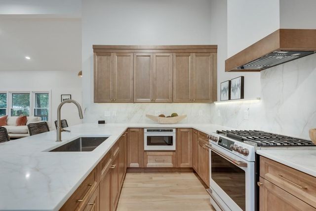 1399 Vista Leaf Drive, Decatur, GA 30033