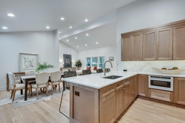 1399 Vista Leaf Drive, Decatur, GA 30033