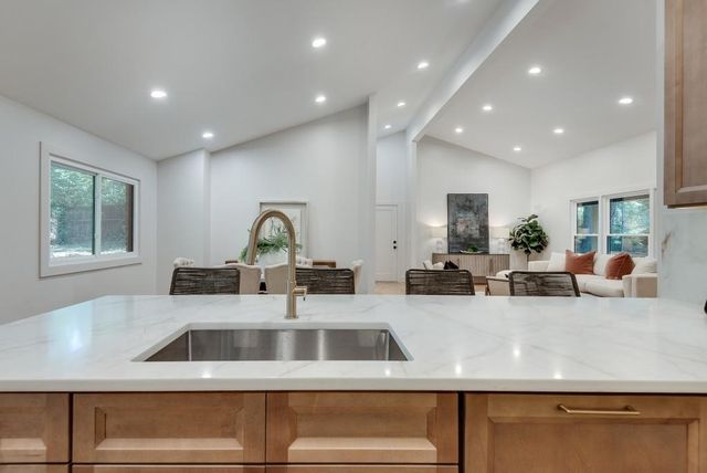 1399 Vista Leaf Drive, Decatur, GA 30033