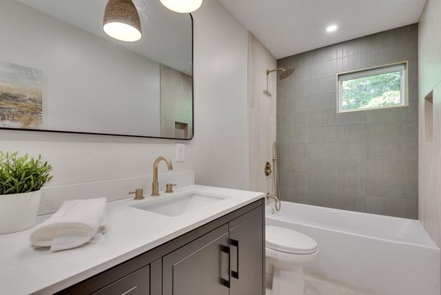 1399 Vista Leaf Drive, Decatur, GA 30033