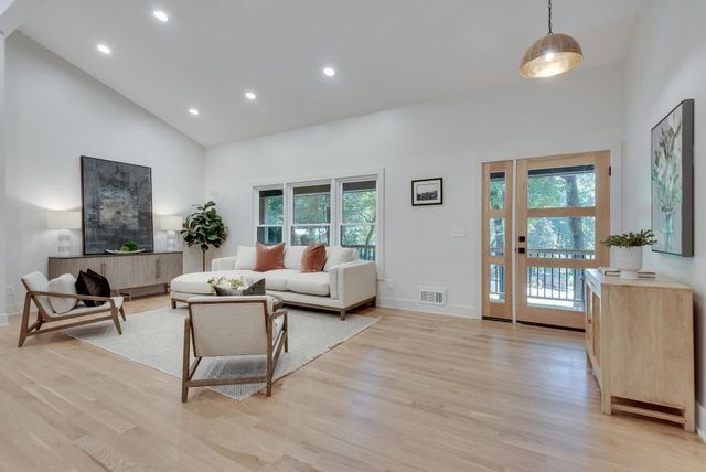 1399 Vista Leaf Drive, Decatur, GA 30033