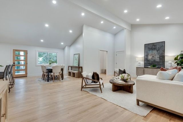 1399 Vista Leaf Drive, Decatur, GA 30033