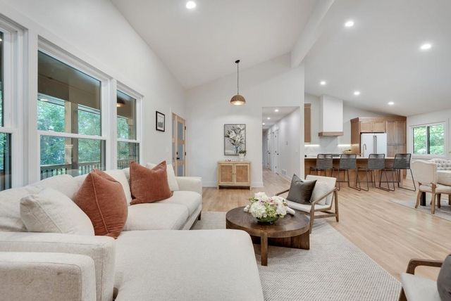 1399 Vista Leaf Drive, Decatur, GA 30033