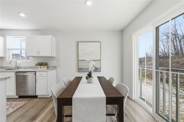 135 Alta Vista Dr, Findlay Twp, PA 15126