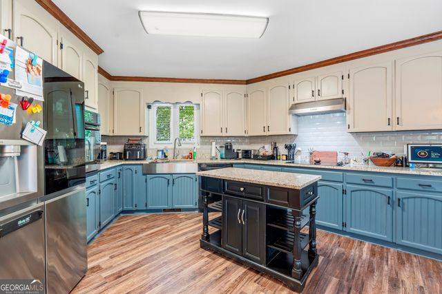 160 Vonron Drive, Macon, GA 31210