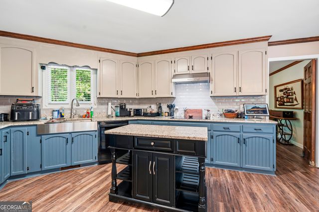 160 Vonron Drive, Macon, GA 31210