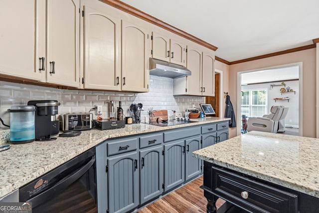160 Vonron Drive, Macon, GA 31210