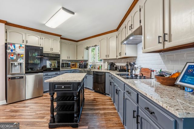 160 Vonron Drive, Macon, GA 31210