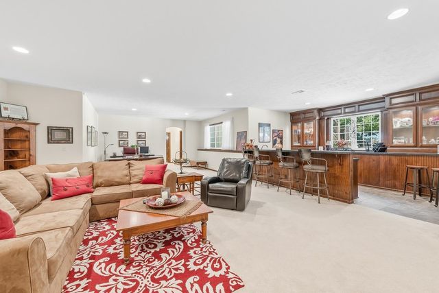 714 N Deerfield Ct, Andover, KS 67002