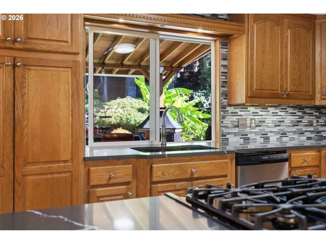 7307 Nw 3RD Ave, Vancouver, WA 98665