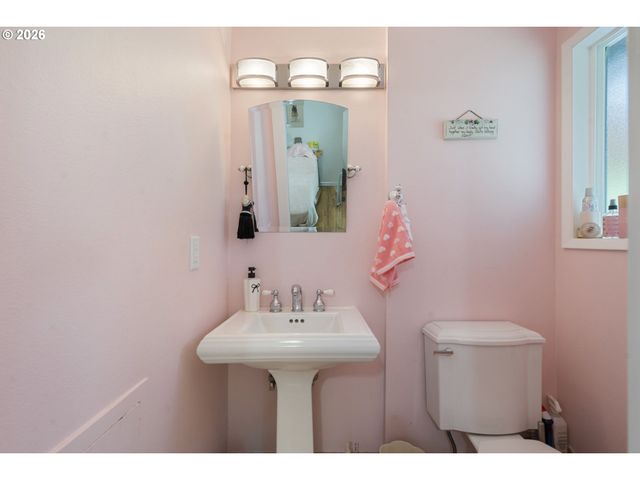 7307 Nw 3RD Ave, Vancouver, WA 98665
