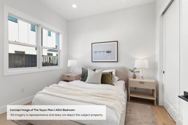 936 Iris Street, Redwood City, CA 94061