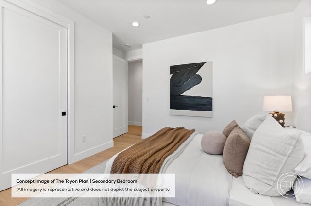 936 Iris Street, Redwood City, CA 94061