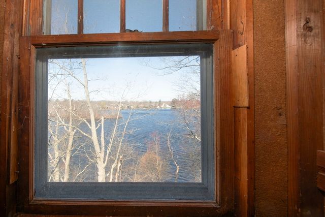 86 Westminster Rd, Weymouth, MA 02189