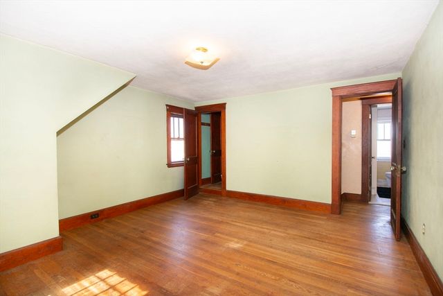 86 Westminster Rd, Weymouth, MA 02189