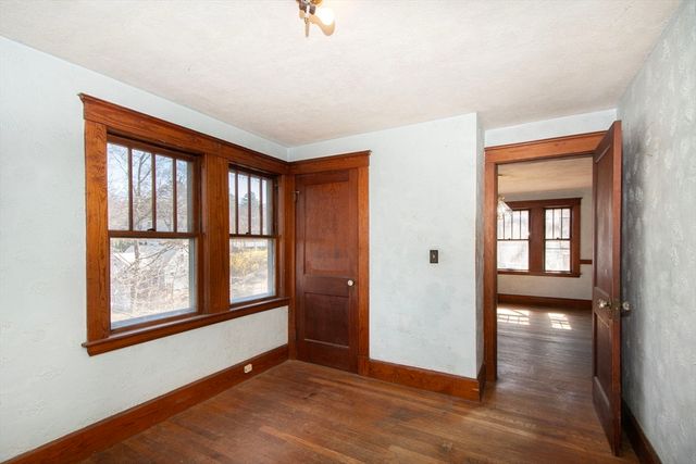 86 Westminster Rd, Weymouth, MA 02189