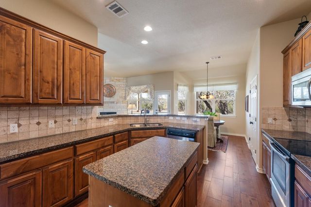 502 Carriage Oaks DR, Liberty Hill, TX 78642