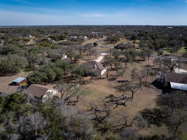 502 Carriage Oaks DR, Liberty Hill, TX 78642