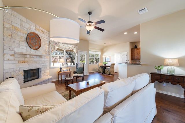 502 Carriage Oaks DR, Liberty Hill, TX 78642