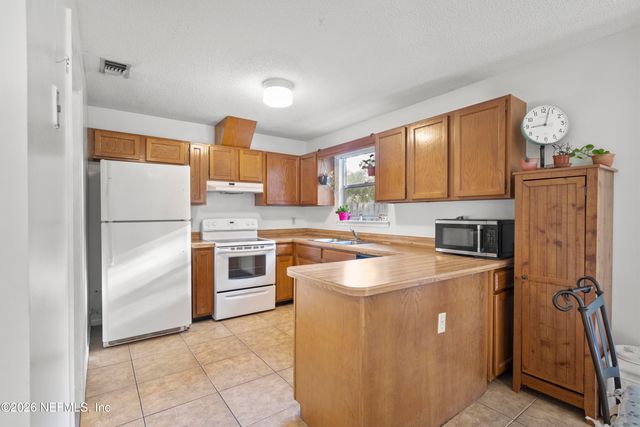 2169 ASPEN RIDGE Drive, Jacksonville, FL 32233